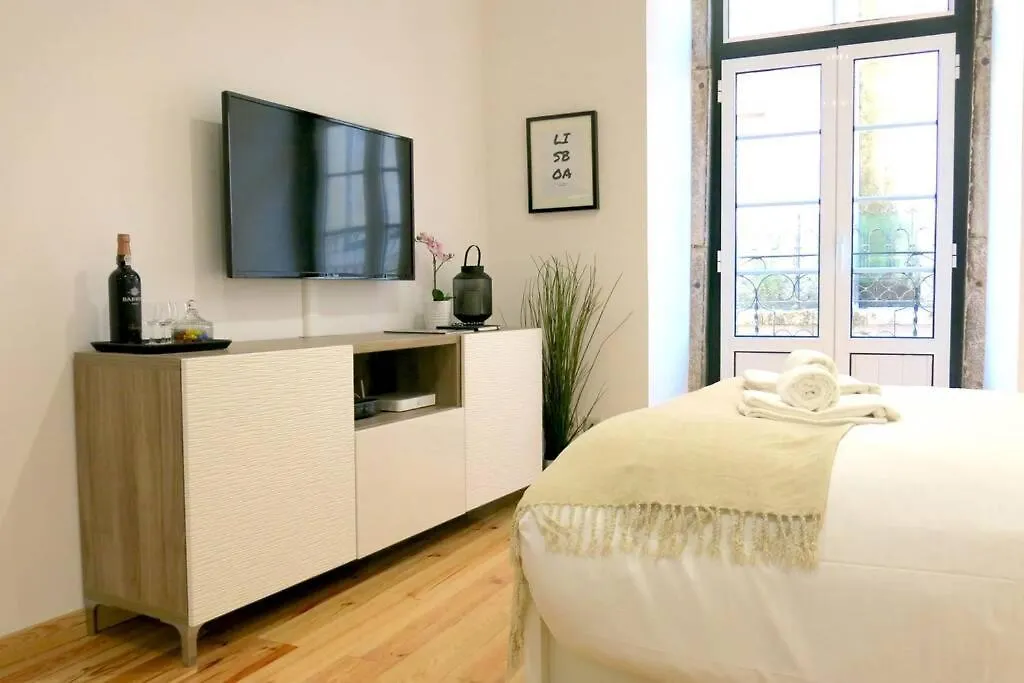 Beautiful Studio In Mouraria Lisbon Apartment